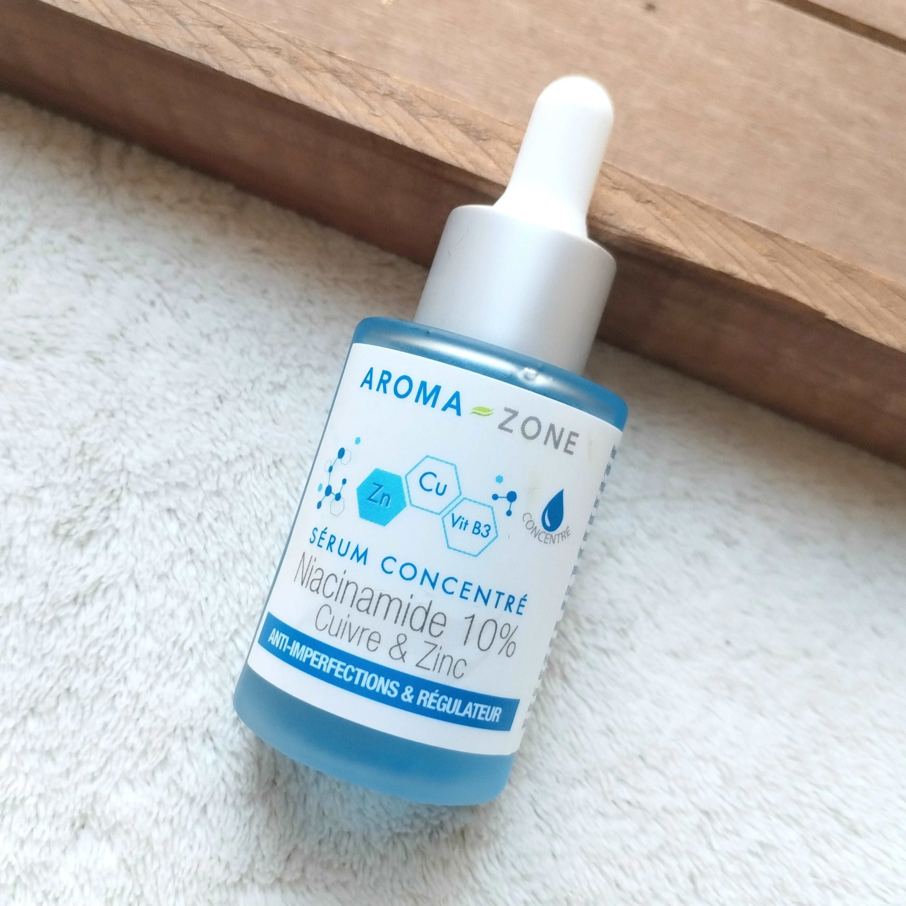 SÉRUM VISAGE CONCENTRÉ NIACINAMIDE 10%, CUIVRE & ZINC AROMA ZONE