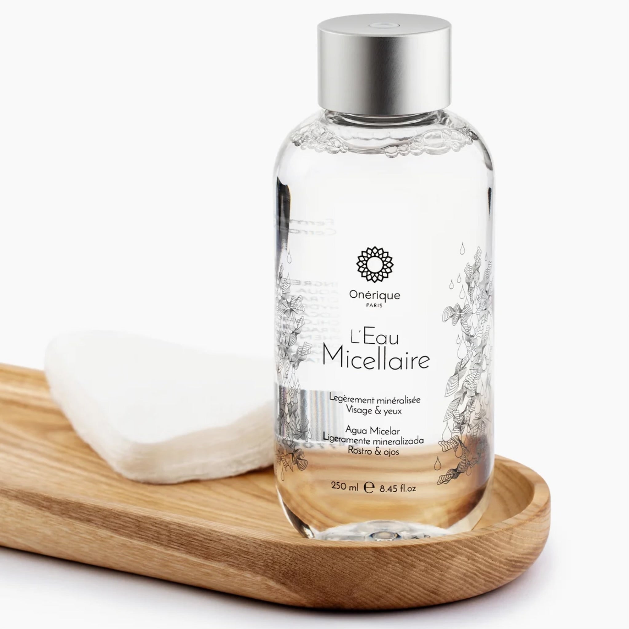 ONÉRIQUE L’EAU MICELLAIRE DÉMAQUILLANTE ET TONIFIANTE