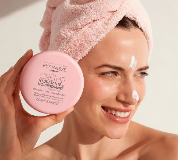 BYPHASSE CRÈME SOIN HYDRATANT ET NOURRISSANT VISAGE ET CORPS 250ML